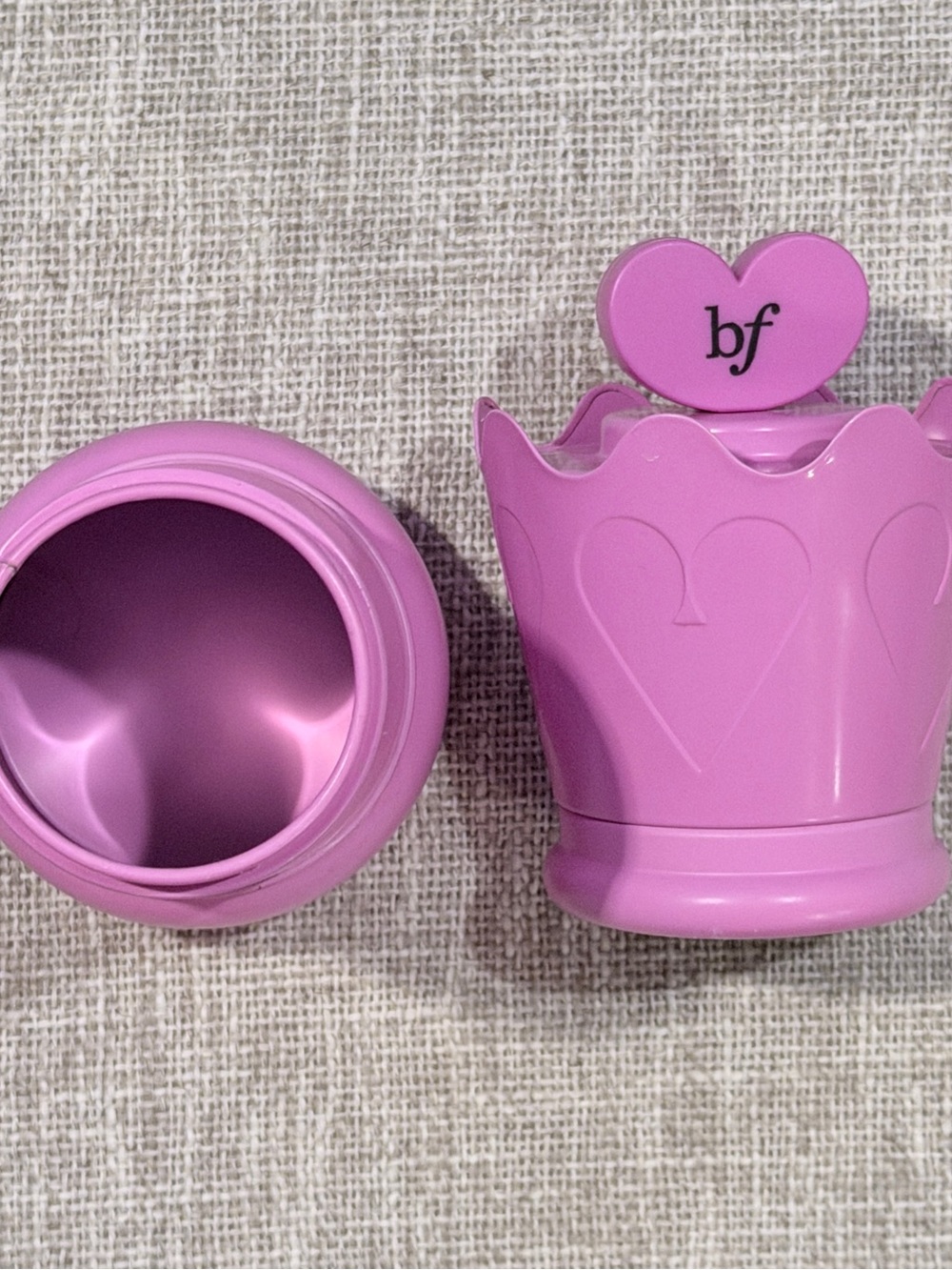 Limited Edition Benefit Pink & Red Chess 2-Piece Makeup Brush Gift Holders Set - Picture 5 of 5